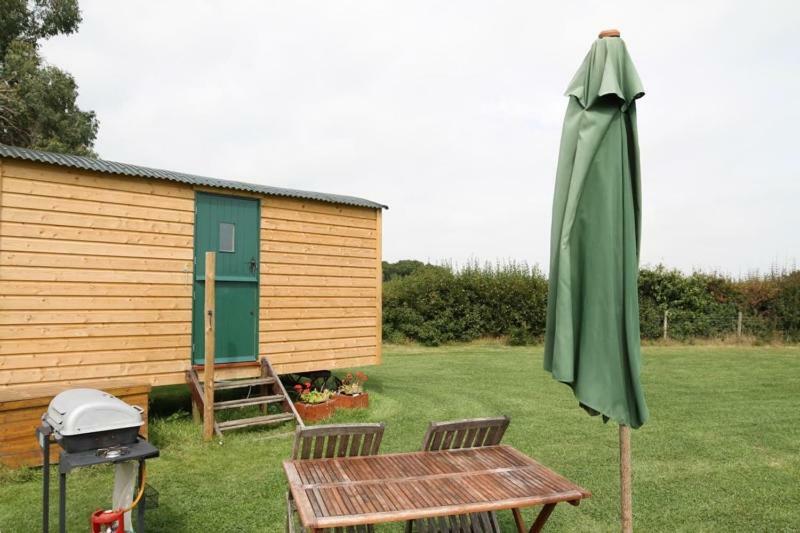 Отель Shepherdshuts-Southeast Ашфорд Экстерьер фото